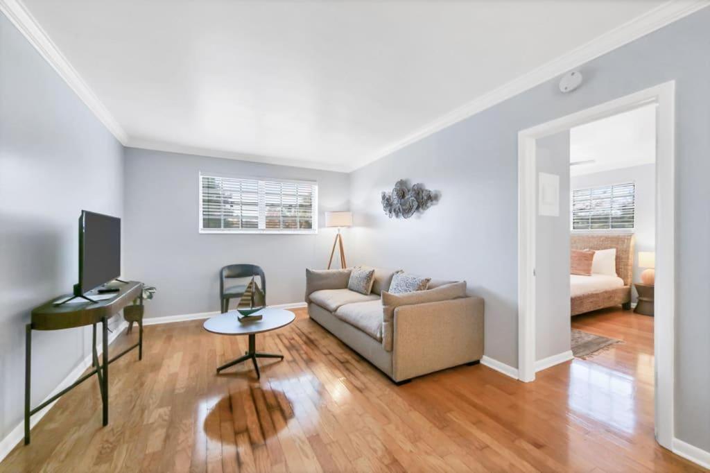 タンパDesigned And Well Located Chic 1Br With Parkingアパートメント エクステリア 写真