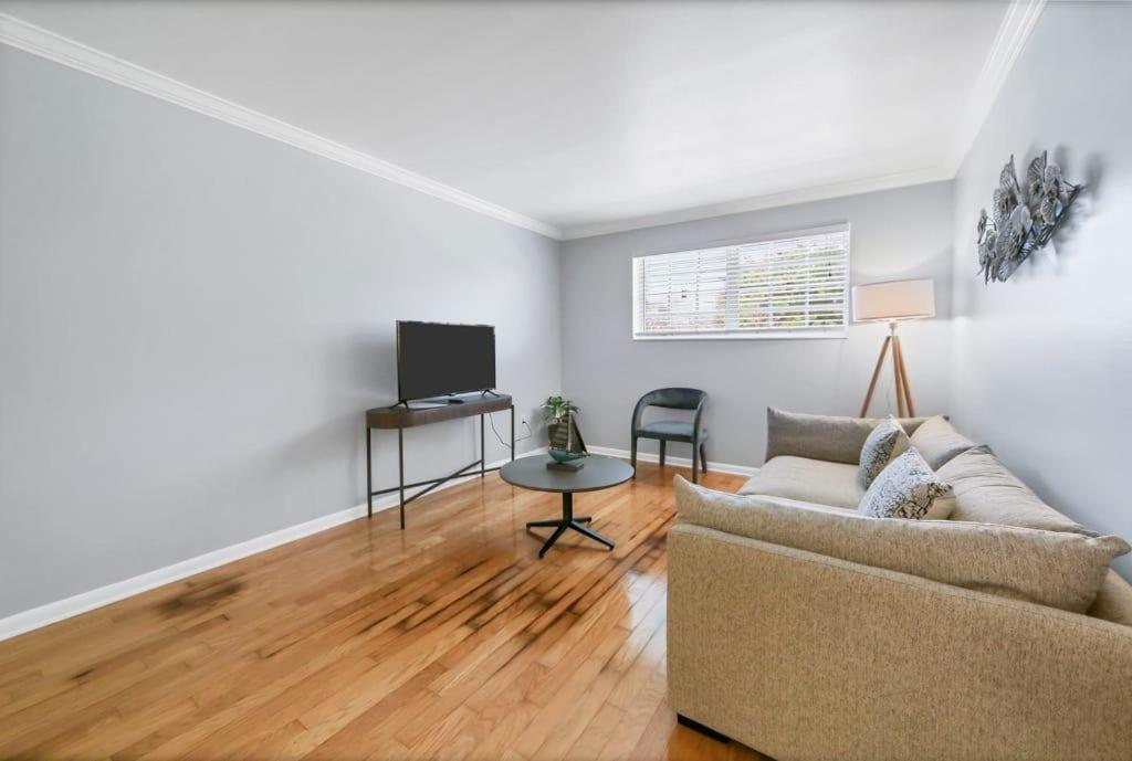 タンパDesigned And Well Located Chic 1Br With Parkingアパートメント エクステリア 写真