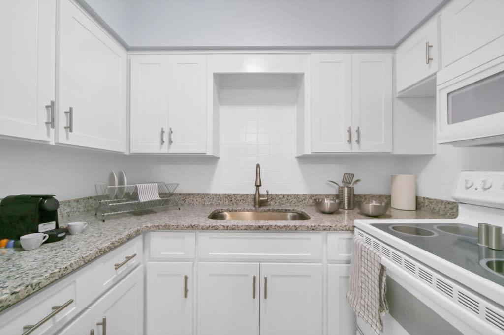 タンパDesigned And Well Located Chic 1Br With Parkingアパートメント エクステリア 写真
